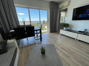 Отель Paklenica Apartment Josipa  Стариград